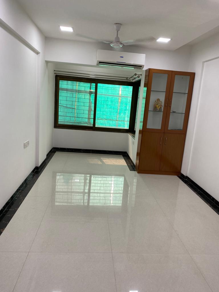 2 BHK Semi Furnished in Apsara Cosmopolitan , Bandra West